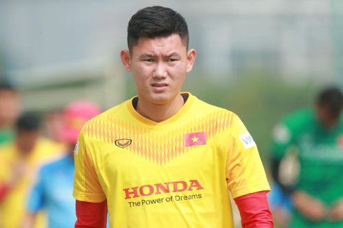 Phan Văn Long: Hết chấn thương, cố gắng trở lại mạnh mẽ nhất