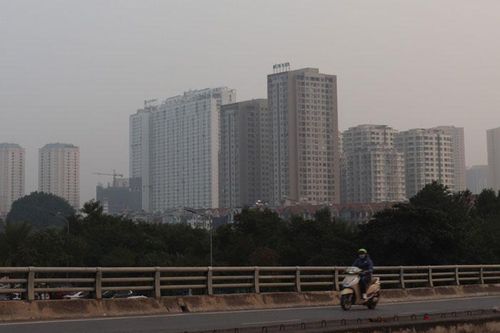 Vì sao không khí Hà Nội ô nhiễm về đêm và sáng sớm?