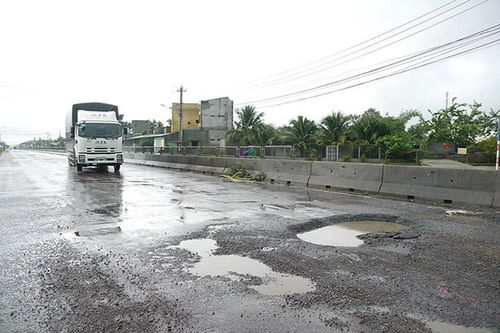 Xử lý nghiêm khắc nhà đầu tư BOT để đường hư hỏng, không kịp thời sửa chữa