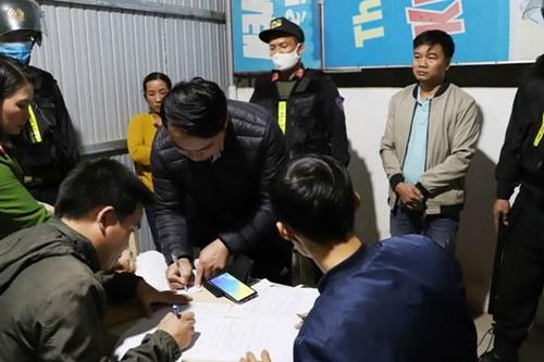Đường dây cờ bạc liên tỉnh có số tiền giao dịch gấp 5 lần công ty xổ số