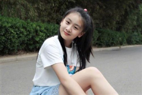 Con gái Yao Ming cao hơn 1,7 m dù mới 10 tuổi