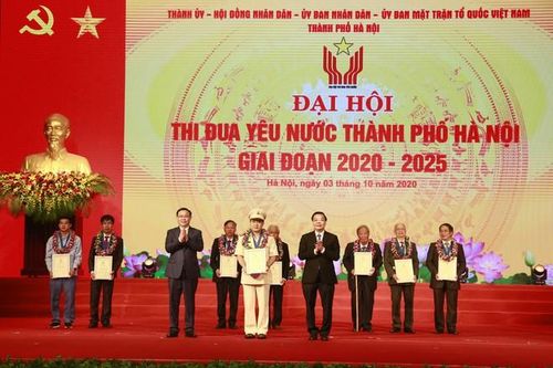 Hà Nội tổ chức phong trào thi đua bám sát nhiệm vụ chính trị
