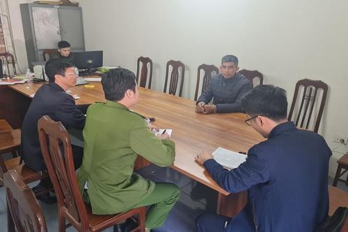 Khởi tố bị can và tạm giam đối tượng hủy hoại rừng