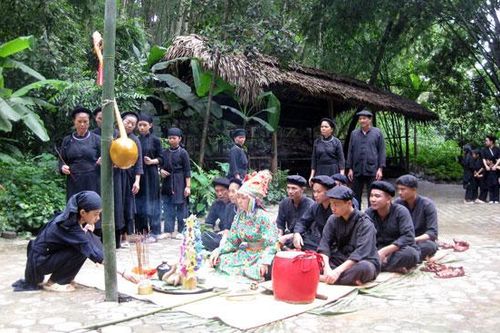 Phát triển du lịch nông thôn - Bài 1: Làng đồng bào dân tộc gìn giữ sắc màu văn hóa