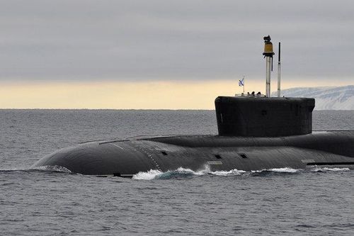 Tàu ngầm hạt nhân 'Vladimir Monomakh' phóng cùng lúc 4 tên lửa 'Bulava'
