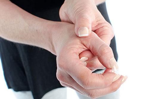 Chuyên gia chỉ cách trị đau nhức xương khớp rất đơn giản, dễ kiếm lại rẻ tiền