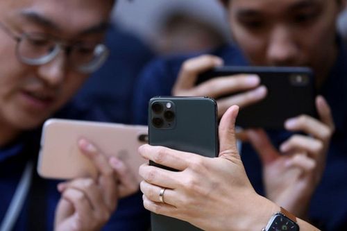 Tim Cook thừa nhận bản thân đang sử dụng iPhone quá nhiều