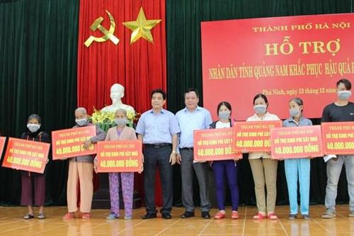 Quảng Nam: TP Hà Nội hỗ trợ 900 triệu đồng cho huyện Phú Ninh khắc phục bão lũ