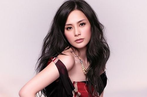 Chung Hân Đồng tuyên bố không còn muốn kết hôn và sinh con