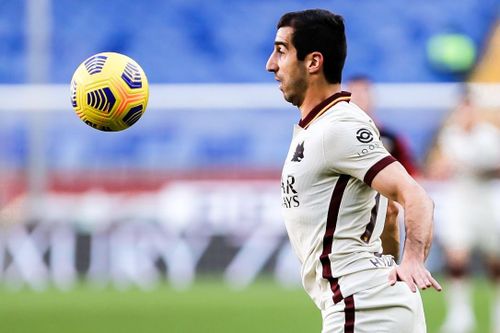 AS Roma thắng 5-1 với cảm hứng từ cựu sao MU