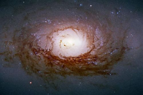 Những hình ảnh vũ trụ ấn tượng từ kính viễn vọng Hubble