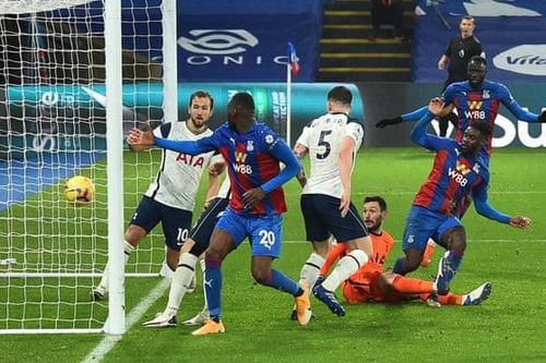 Tottenham bị Crystal Palace cầm chân 1-1