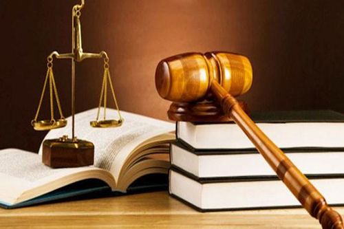 Kêu lương thấp, thẩm phán bỏ nghề tìm công việc mới thu nhập tốt hơn