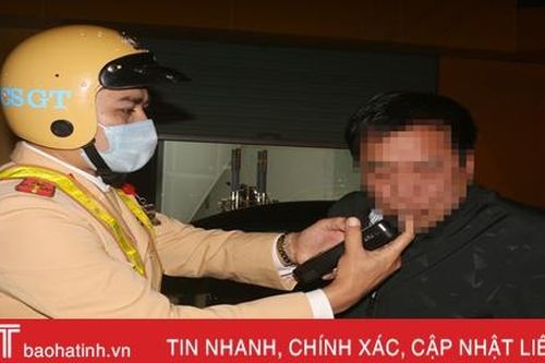 Công an TP Hà Tĩnh xử phạt 7 trường hợp tài xế vi phạm nồng độ cồn