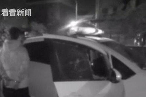 Cãi nhau với vợ, người đàn ông đập phá cây ATM để…được ngồi tù