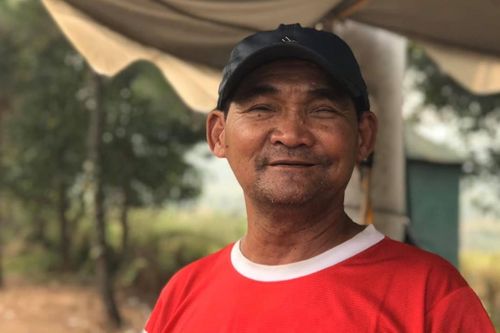 Ông Minh 'cô đơn' trao tặng 3 xe máy cho sinh viên có hoàn cảnh khó khăn sau vụ trộm lấy mất xe ba gác