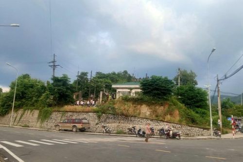 Phát hiện người đàn ông tử vong trong trạm biến áp điện, trên tay cầm sợi dây cáp đang cắt dở