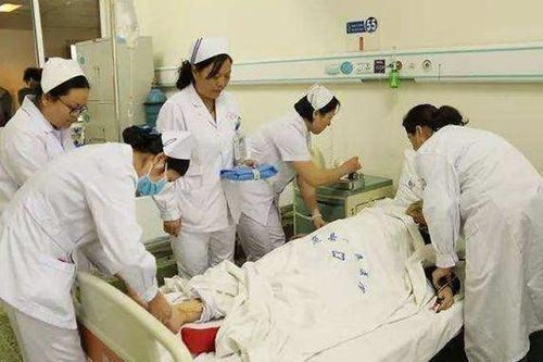 Người đàn ông tử vong vì ung thư gan, bác sĩ chỉ ra thói quen ăn gừng nên tránh xa