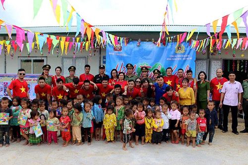 Hội Phụ nữ Công an tỉnh học và làm theo Bác