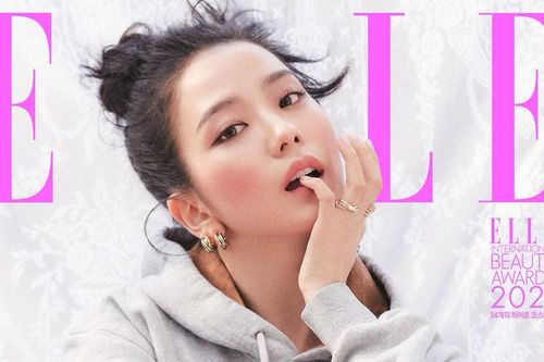 'Mở hàng' bìa ELLE Hàn 2021, Jisoo BLACKPINK khiến fan bất ngờ với nhiều phong cách