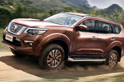 Giá xe ô tô hôm nay 15/12: Nissan Terra thấp nhất ở mức 899 triệu đồng