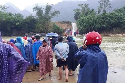 Nữ sinh lớp 6 đuối nước thương tâm khi đi qua ngầm tràn lúc chăn bò