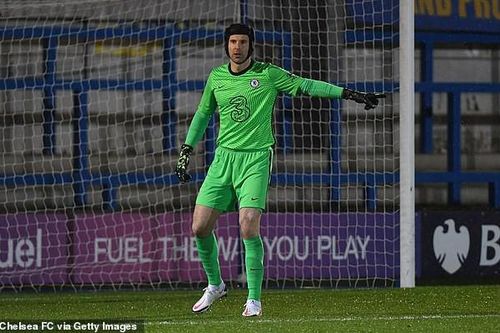 Huyền thoại Petr Cech bất ngờ 'đầu quân' đội trẻ Chelsea