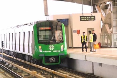 Tư vấn Pháp 'tuýt còi' tổng thầu Trung Quốc sau 3 ngày tàu Cát Linh-Hà Đông 'lăn bánh' thử