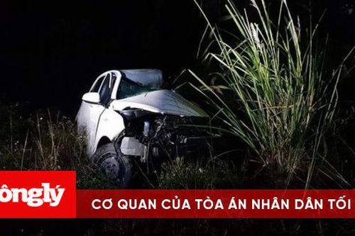 Ô tô con va chạm với xe tải, 1 người tử vong tại chỗ