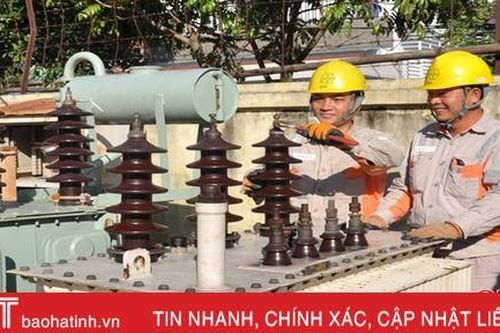 Giúp công nhân điện lực Hà Tĩnh an toàn khi lên lưới
