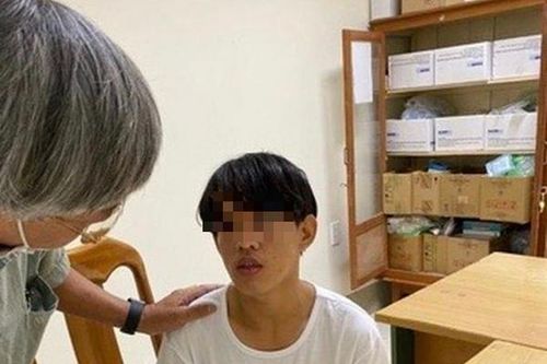 Cà Mau: Bắt khẩn cấp một đối tượng nghi hiếp dâm trẻ em