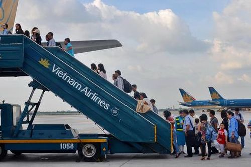 Website giả mạo Vietnam Airlines lừa bán vé máy bay Tết