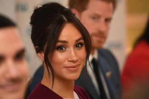 Nàng dâu 'tiêu hoang nhất' Hoàng gia Anh - Meghan Markle đầu tư vào công ty khởi nghiệp Clevr Brands