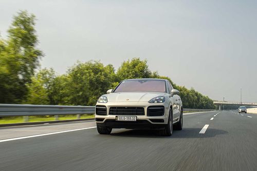 Porsche Cayenne Coupe – SUV thể thao cho người giàu trẻ tuổi