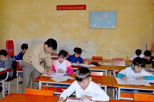 Tri Phú xây dựng gia đình, dòng họ học tập