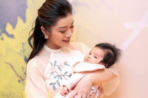 Sao Mai Thu Hằng: 'Tôi muốn đợi con gái cứng cáp rồi mới cưới'