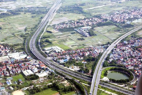 Thấp thoáng bóng dáng đô thị vệ tinh