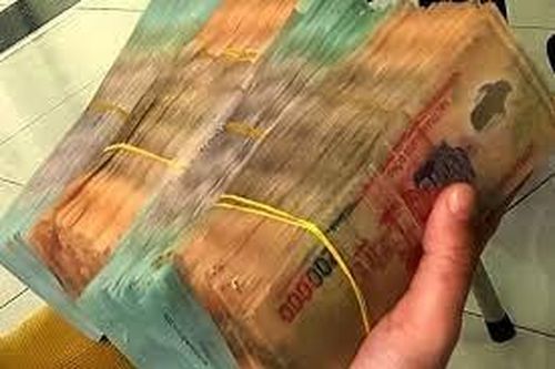 Mạo danh trục lợi