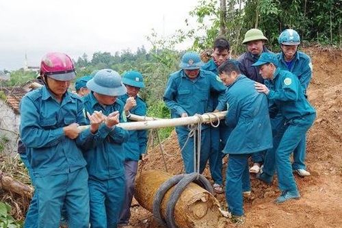 Quả bom 340 kg còn nguyên kíp nổ