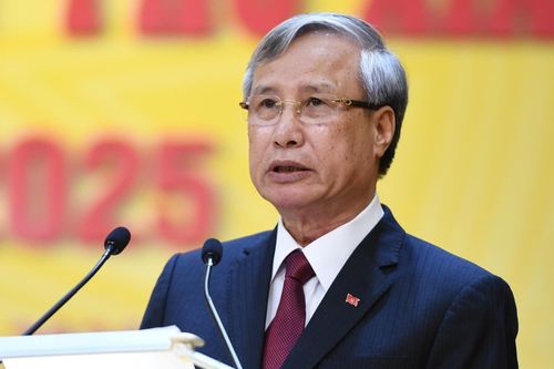 Ban Bí thư nghiêm cấm chúc Tết, tặng quà lãnh đạo