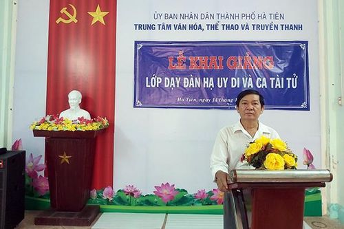 Khai giảng lớp dạy đàn Hạ Uy Di và ca tài tử 2020
