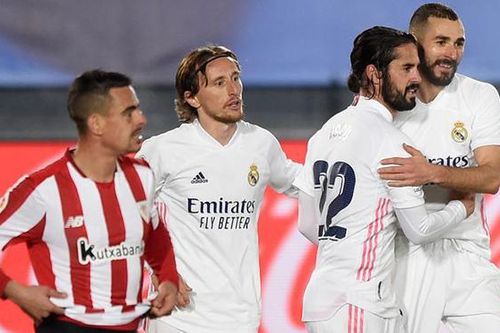 Real Madrid 3-1 Athletic Bilbao: Benzema tỏa sáng, Real tiếp đà thăng hoa