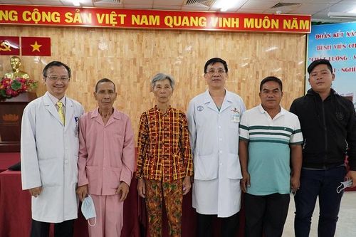 Lần đầu tiên phẫu thuật tim xâm lấn tối thiểu