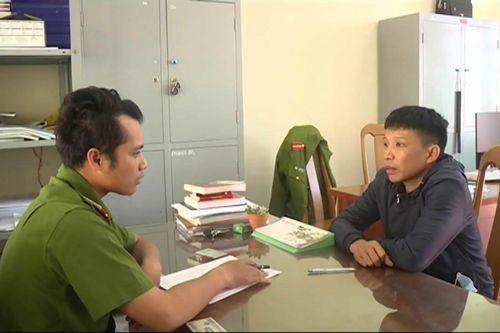 'Phượt thủ' vượt chốt