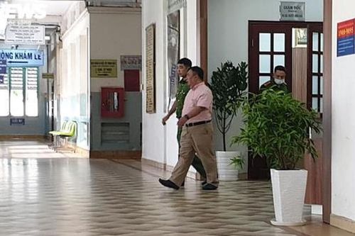 Những lãnh đạo nào của Bệnh viện Mắt TP. HCM vừa bị đình chỉ, phục vụ điều tra?