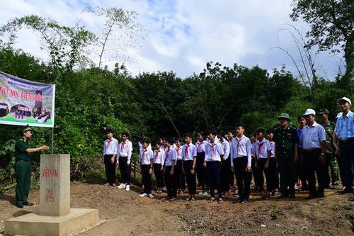 'Tiết học biên giới' - mô hình cần nhân rộng