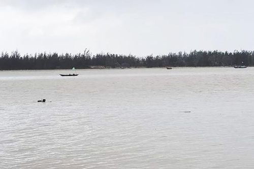 2 anh em mất tích trên sông Thu Bồn,
