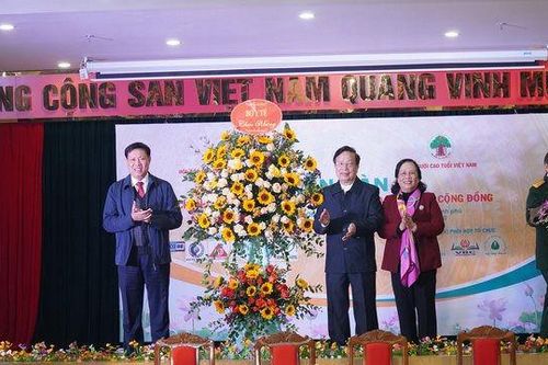 Diễn đàn chăm sóc sức khỏe người cao tuổi tại cộng đồng được khai mạc tại Hà Nội