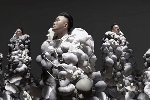 Người đứng sau hình ảnh 'quái' của Tùng Dương