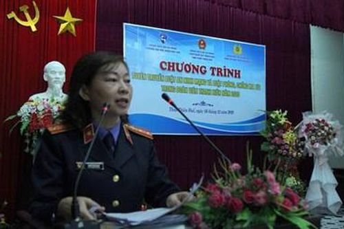 VKSND Thừa Thiên - Huế tuyên truyền đến sinh viên Luật An ninh mạng và Luật Phòng, chống ma túy